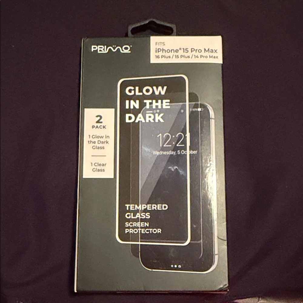 Glow-in-the-Dark Tempered Glass Screen Protector for iPhone 15 Pro Max - Black